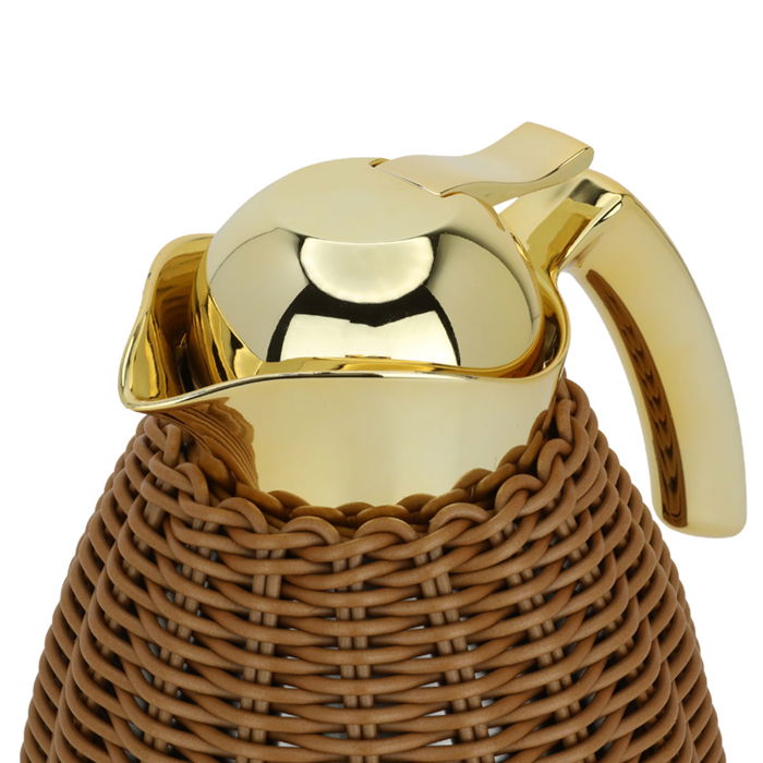 Rattan thermos, brown wicker with a golden handle, 1 liter image 4