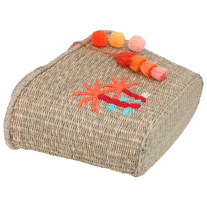 Beige wicker bag in the shape of a palm tree with a hand image 2