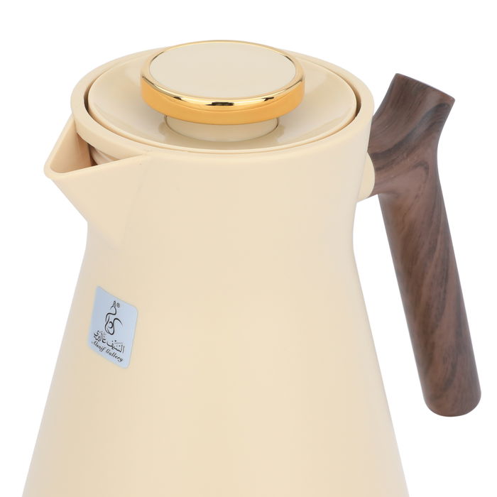 Amada Beige thermos with wooden handle 1.5 liter image 5