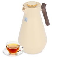 Amada Beige thermos with wooden handle 1.5 liter product image