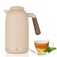 Thermos Timeless Gaida 1-liter light brown with wooden handle product image
